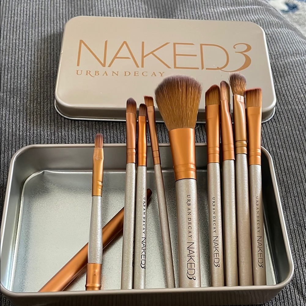 Urban Decay Naked3 Brush Set - Gold and Silver